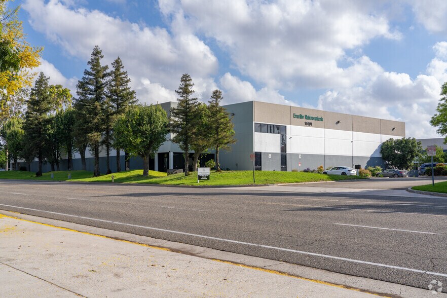 More Photos Of 14401 Monte Vista Ave, Chino Warehouse For Sale