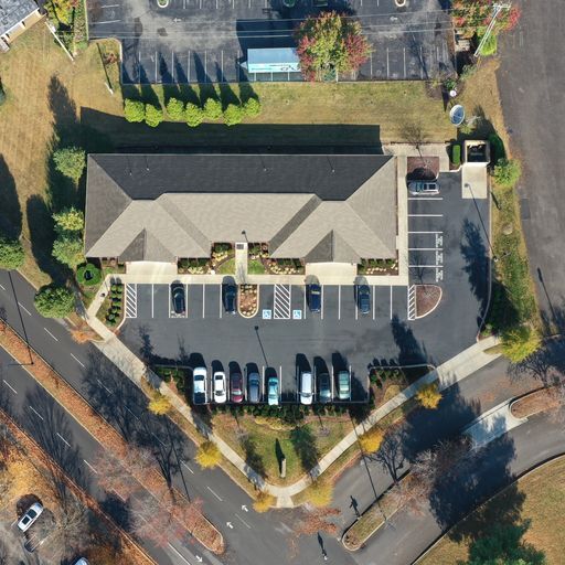 More Photos Of 105 Bluegrass Commons Blvd, Hendersonville Office For Lease
