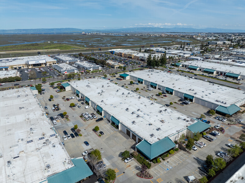 More Photos Of 1160 Industrial Rd, San Carlos Research And Development For Lease