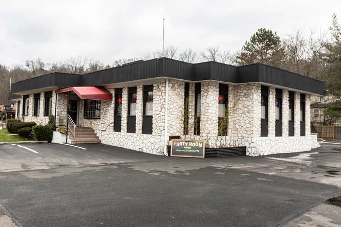 More Photos Of 587 Route 303, Blauvelt Restaurant For Sale