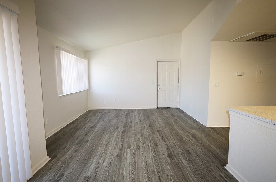 More Photos Of 6500 47th St, Sacramento Apartments For Sale