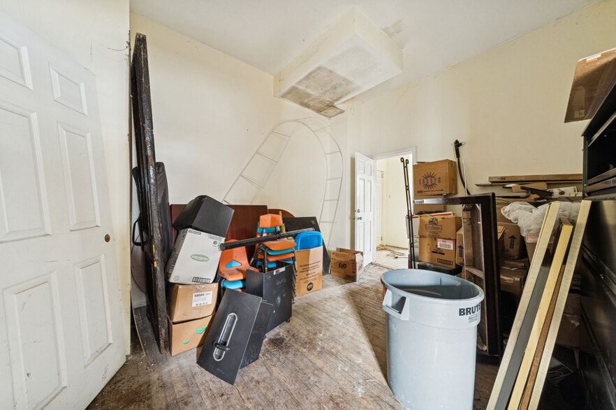 More Photos Of 8304 Frankstown Ave, Pittsburgh Religious Facility For Sale