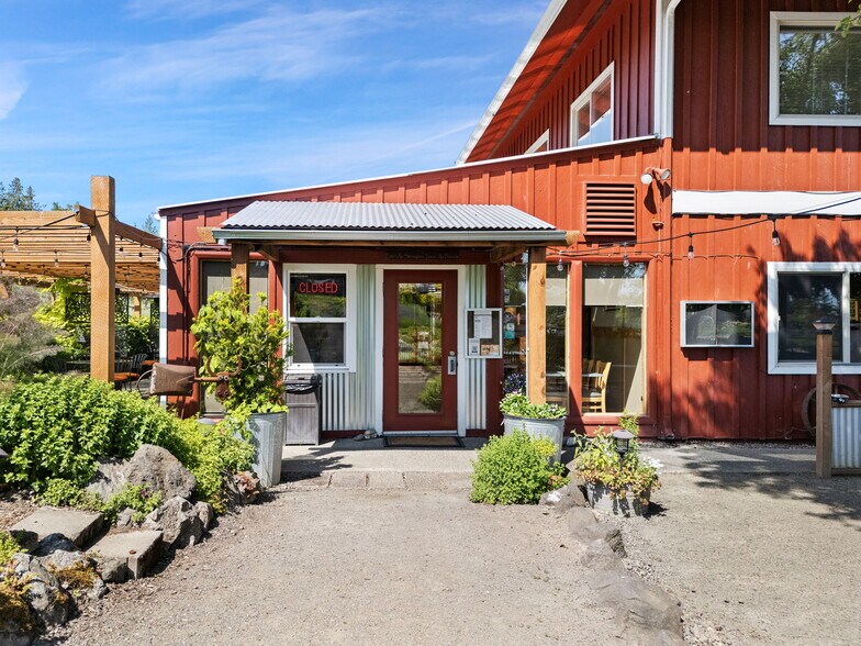 More Photos Of 101 Provence View Ln, Sequim Restaurant For Sale
