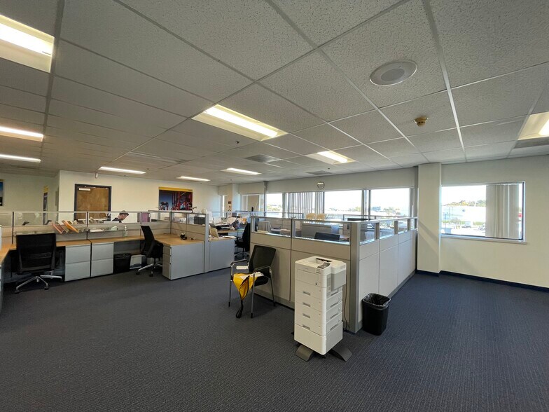 More Photos Of 150 Eastern Ave, Chelsea Light Distribution For Lease