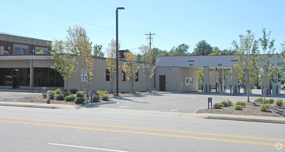 More Photos Of 1200-1210 12th St, Cayce Office For Sale