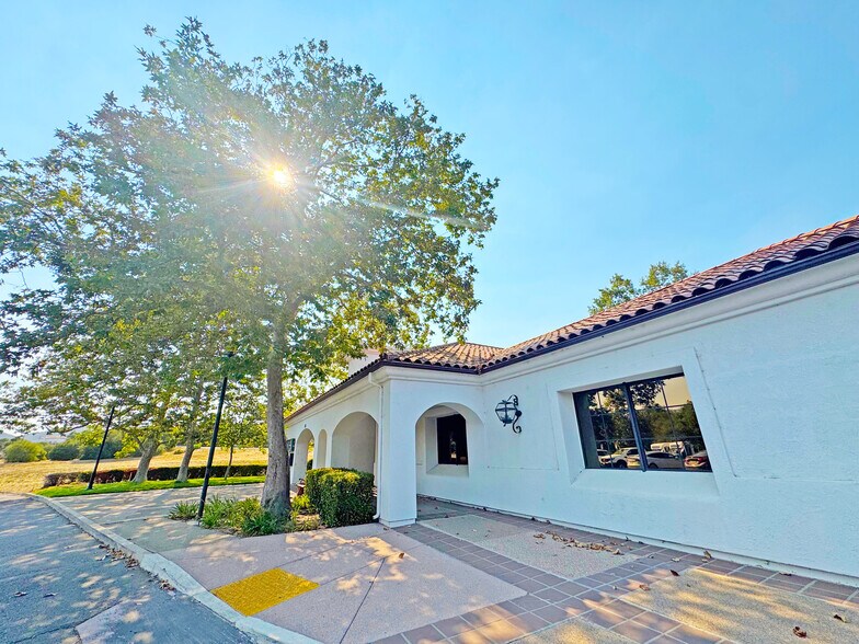 More Photos Of 595 Alamo Pintado Rd, Solvang Office For Lease