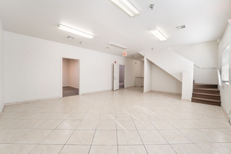 More Photos Of 4650 Judson Ave, Las Vegas Warehouse For Lease