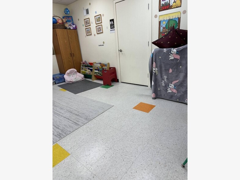 More Photos Of 12-29 River Rd, Fair Lawn General Retail For Sale