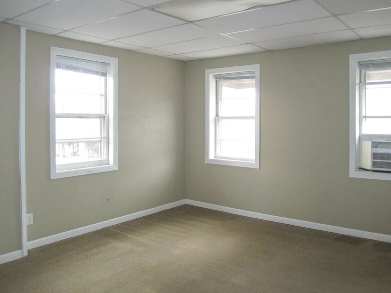 More Photos Of 500 S 2nd St, Mankato Apartments For Sale