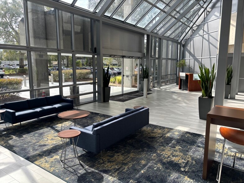 More Photos Of 850 Trafalgar Ct, Maitland Office For Lease