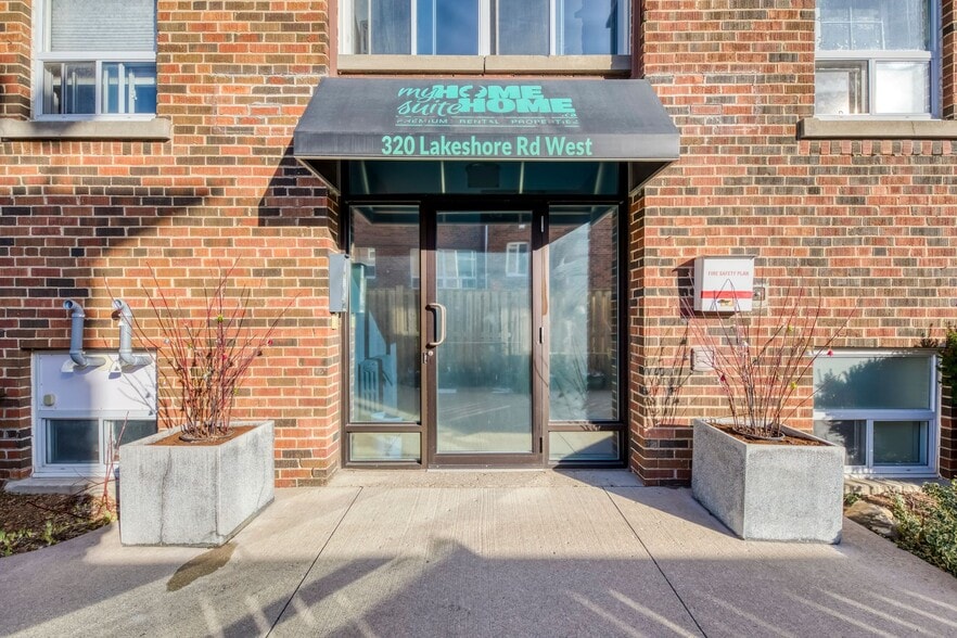 More Photos Of , Mississauga Multifamily For Sale