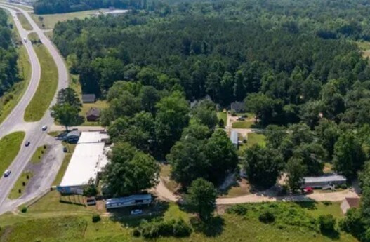 Primary Photo Of 28470 SouthHampton Pky, Courtland Manufactured Housing Mobile Home Park For Sale