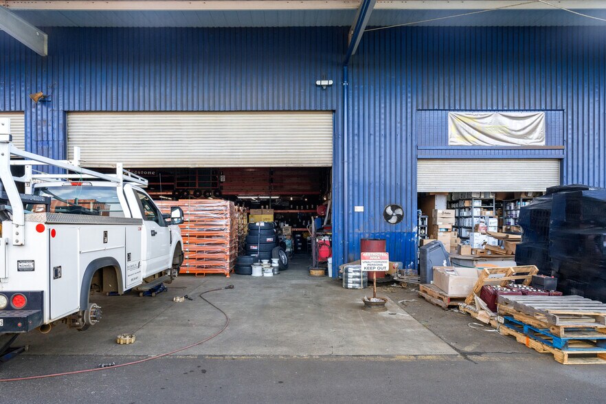 More Photos Of 4004 Rice St, Lihue Warehouse For Sale