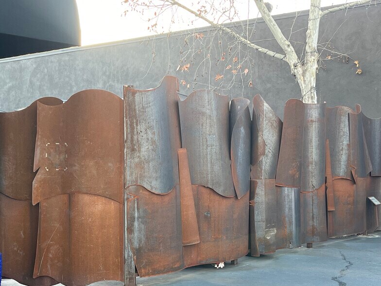 More Photos Of 1221 Market Street, Redding Land For Lease