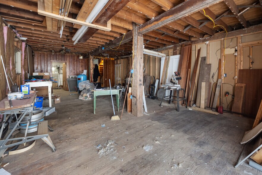 More Photos Of 5346 Canal St, Durhamville Storefront Retail Residential For Sale