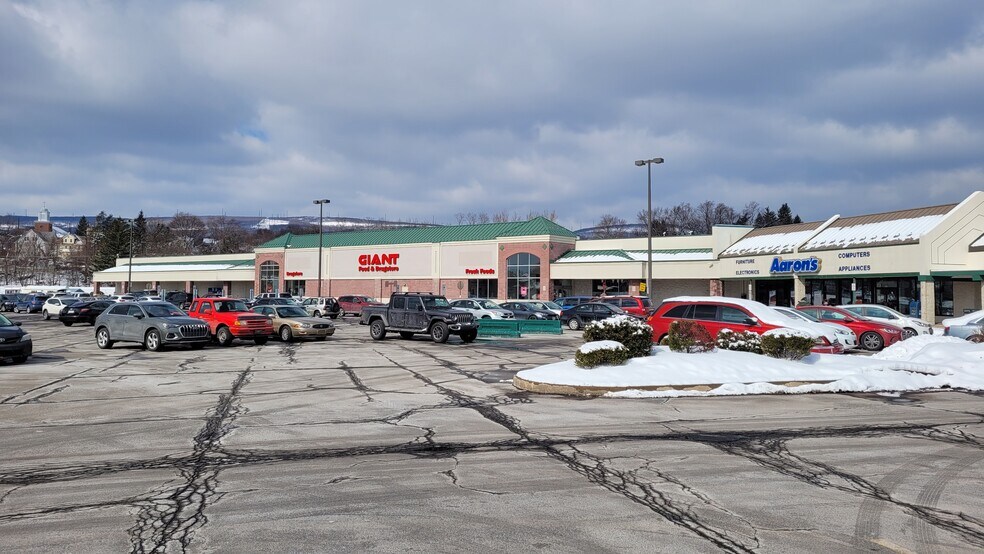 More Photos Of 1600-1636 Green Ridge St, Scranton Unknown For Lease