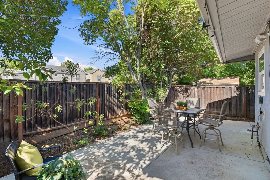 More Photos Of 2115 University Ave, Mountain View Multifamily For Sale