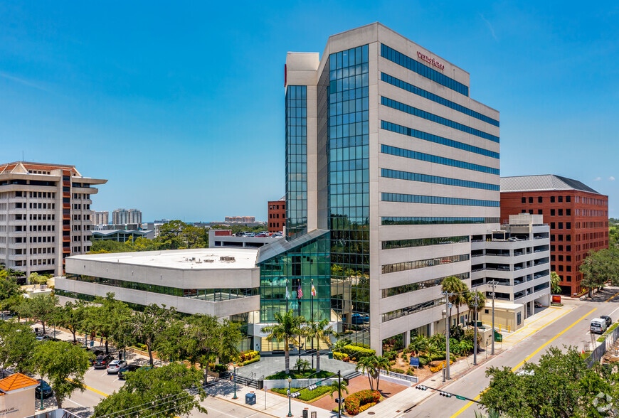 Primary Photo Of 1819 Main St, Sarasota Office For Lease