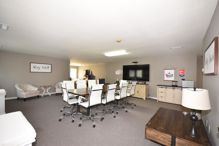 More Photos Of 277 Willbrook Blvd, Pawleys Island Office For Sale