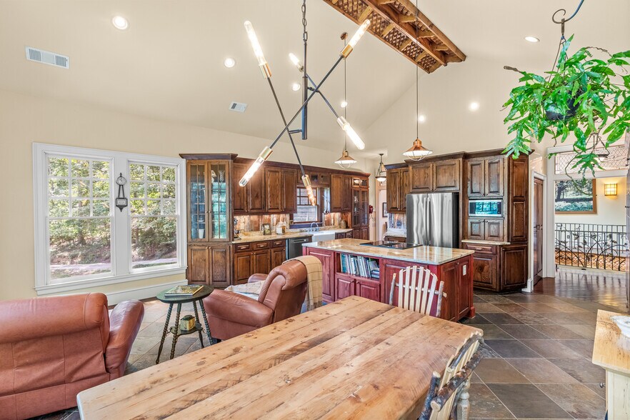 More Photos Of 9975 Ball Ground Hwy, Ball Ground General Retail For Sale