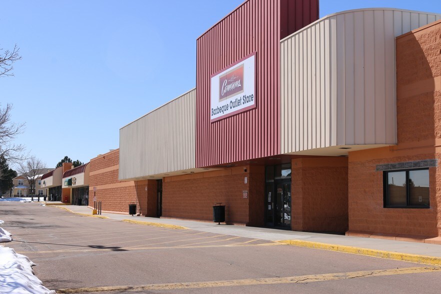 More Photos Of 1530-1750 S Circle Dr, Colorado Springs Unknown For Lease