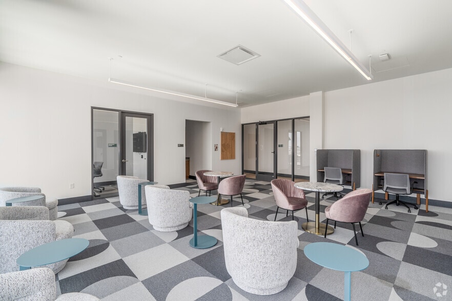 More Photos Of 570 N 5th St, Philadelphia Apartments For Lease