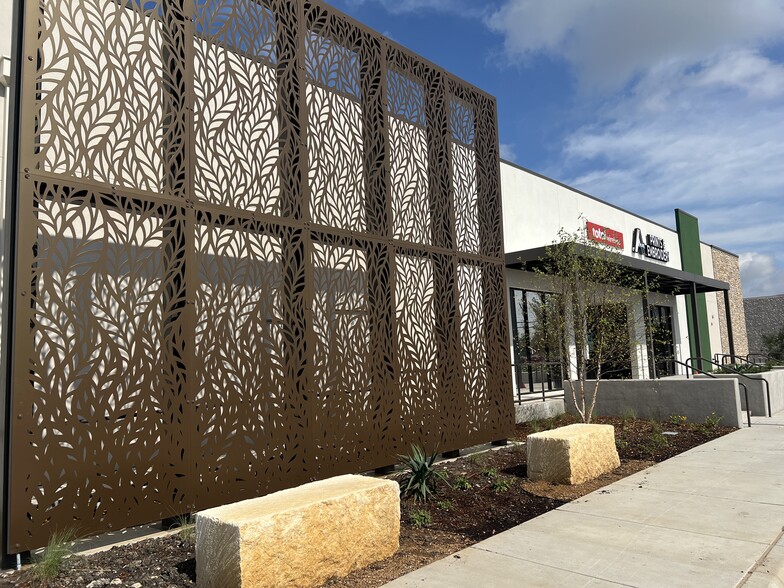 More Photos Of 2109 Parker Rd W, Plano Unknown For Lease