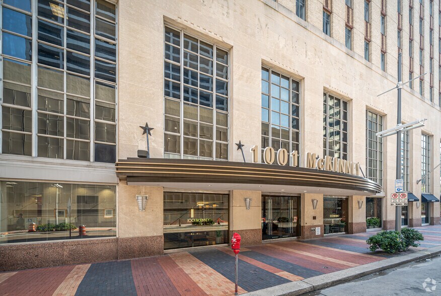 More Photos Of 1001 McKinney St, Houston Office Residential For Lease