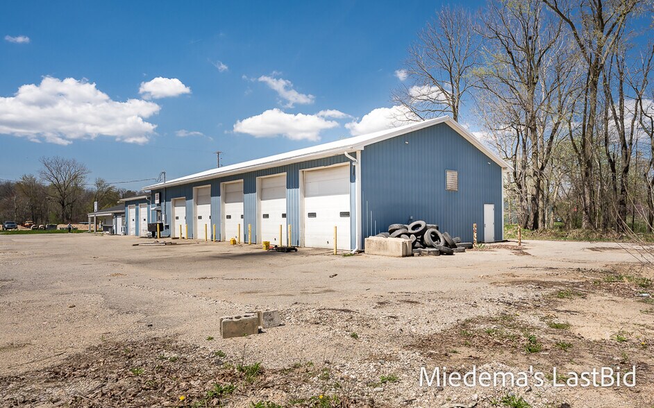 More Photos Of 1633 S Hanover, Hastings Auto Repair For Sale