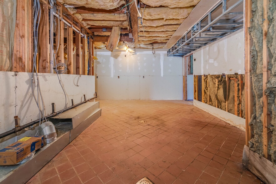 More Photos Of 158 State Route 79 N, Marlboro Restaurant For Sale