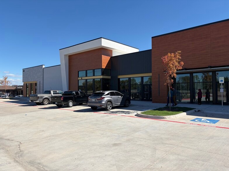 More Photos Of 7200 State Highway 78, Sachse Storefront For Lease