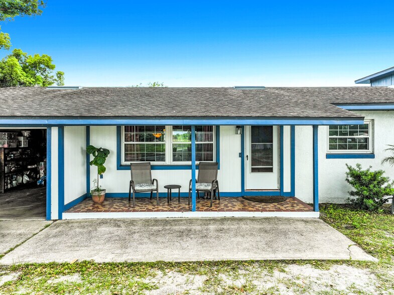 More Photos Of 7001 W Jones Ave, Mount Dora Airplane Hangar For Sale