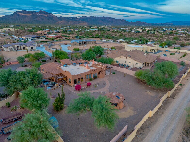 More Photos Of 10027 E Hillview St, Mesa Assisted Living For Sale