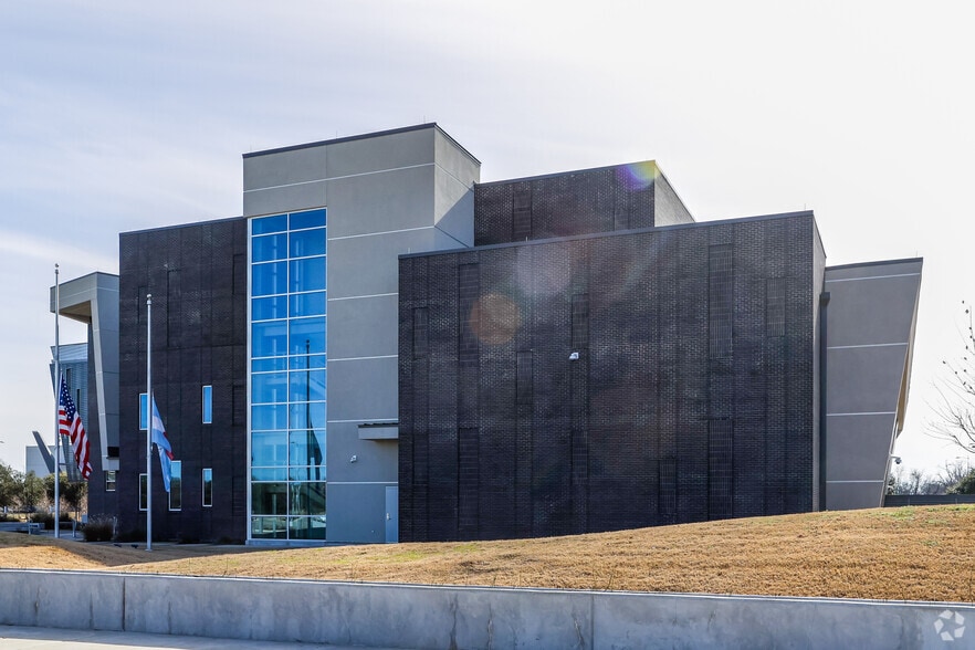 More Photos Of 6250 Texas Street, Bossier City Office For Lease