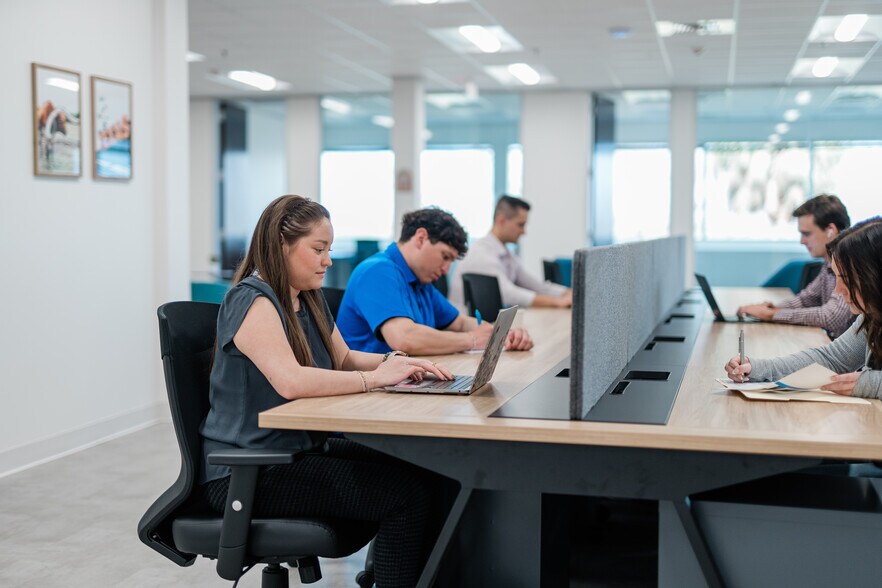 More Photos Of 4001 Technology Dr, Angleton Coworking Space