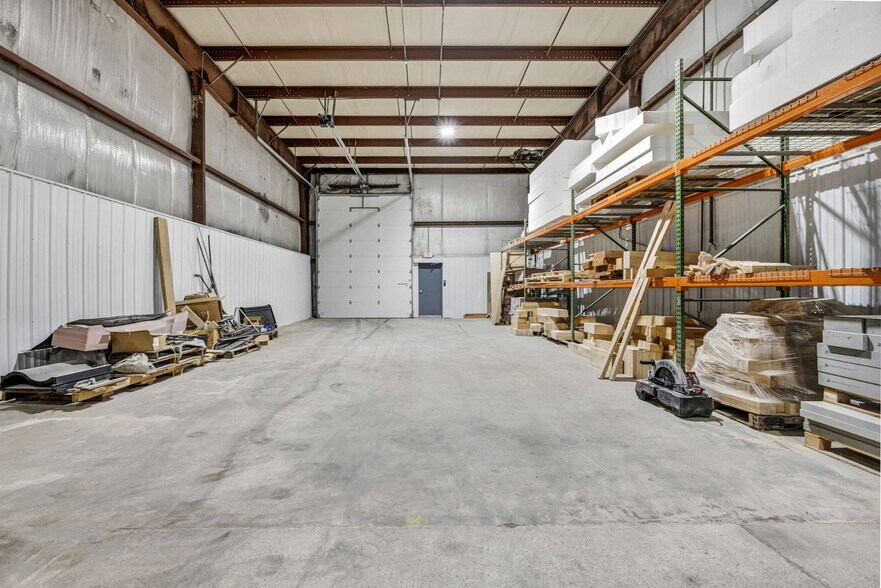 More Photos Of 3027 Nationwide Pky, Brunswick Warehouse For Lease