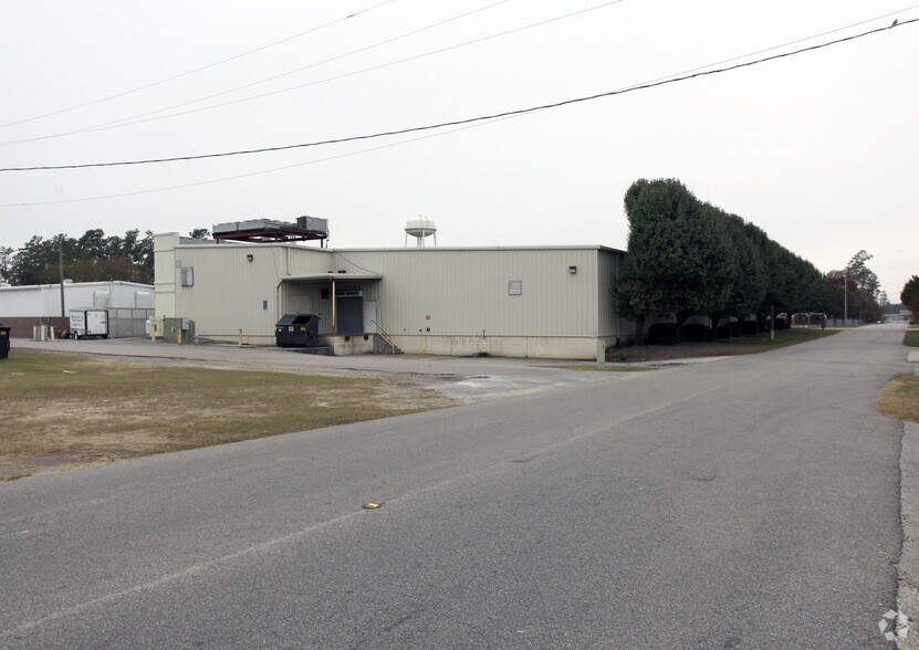 More Photos Of 715 S Main St, Aynor Supermarket For Sale