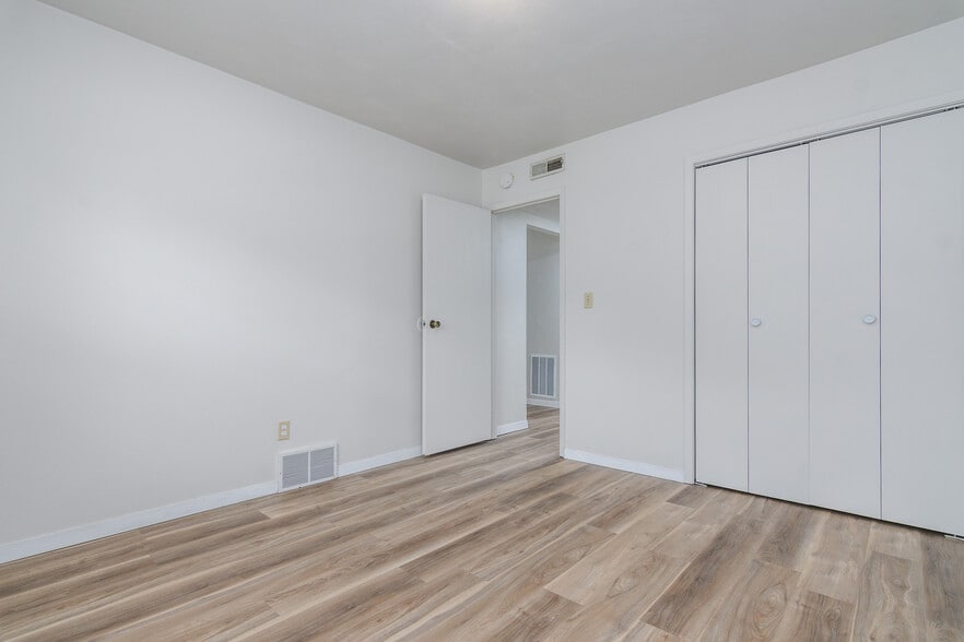 More Photos Of , Jefferson City Multifamily For Sale