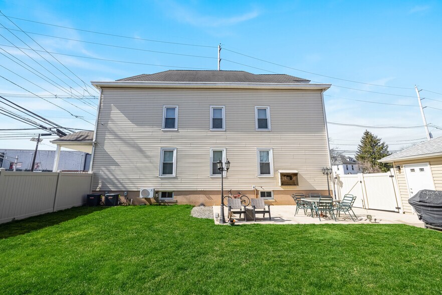 More Photos Of 1246 McBride Ave, Woodland Park Multifamily For Sale