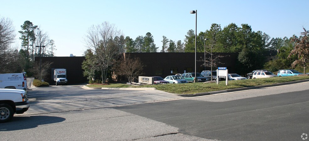 More Photos Of 2720 Discovery Dr, Raleigh Flex For Lease
