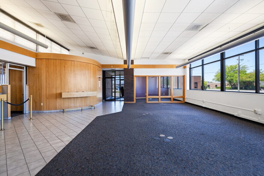 More Photos Of 2714 S 300 W, Salt Lake City Bank For Sale