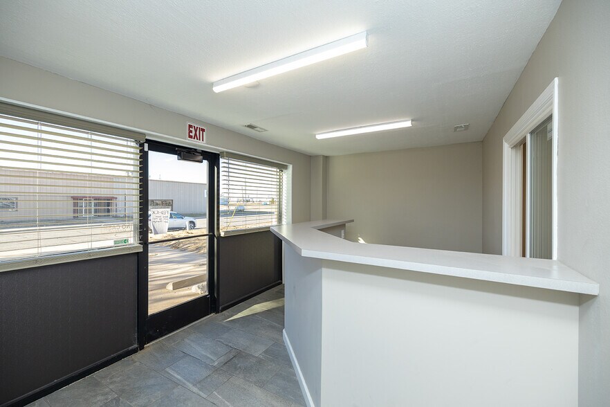 More Photos Of 130 E 10th Ave, South Hutchinson Industrial For Sale