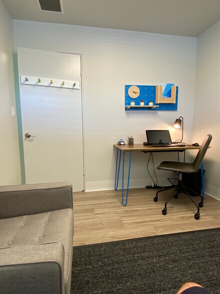 More Photos Of 877 W Fremont Ave, Sunnyvale Medical For Lease