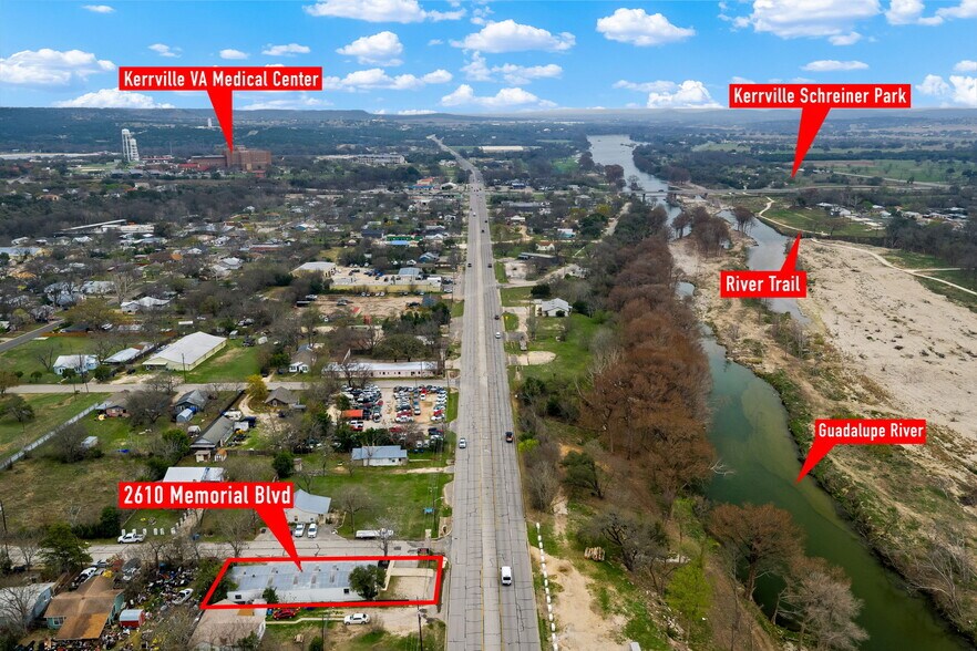 More Photos Of 2610 Memorial Blvd, Kerrville Industrial For Sale
