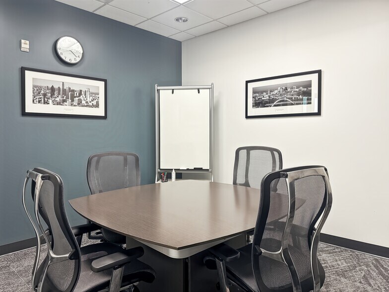 Primary Photo Of 3100 W Ray Rd, Chandler Coworking Space