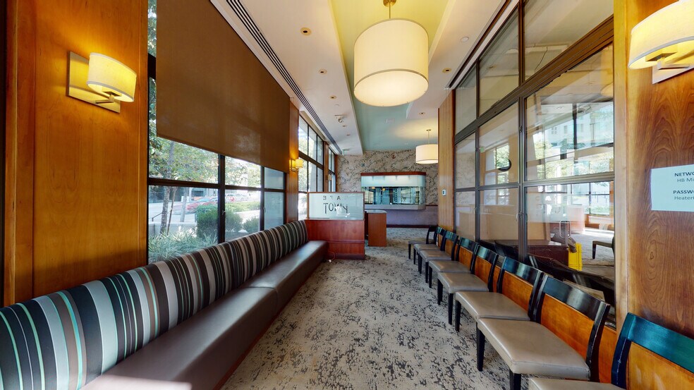 More Photos Of 700 W 5th St, Los Angeles Storefront For Lease