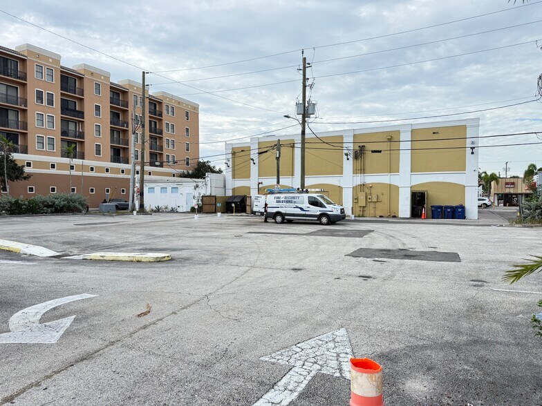 More Photos Of 601-605 Lucerne Ave, Lake Worth Land For Sale