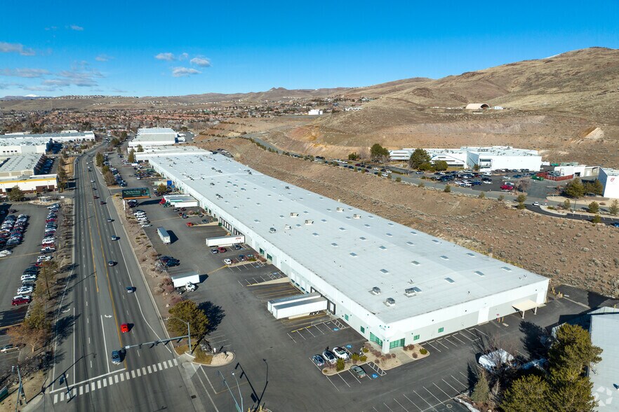 More Photos Of 250 Vista Blvd, Sparks Warehouse For Lease
