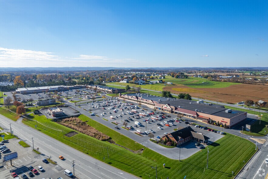 More Photos Of 2600 Willow Street Pike N, Willow Street Freestanding For Lease