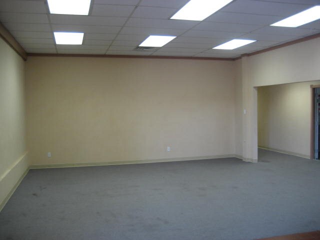 More Photos Of 801-807 W 4th St, Pueblo Storefront For Sale